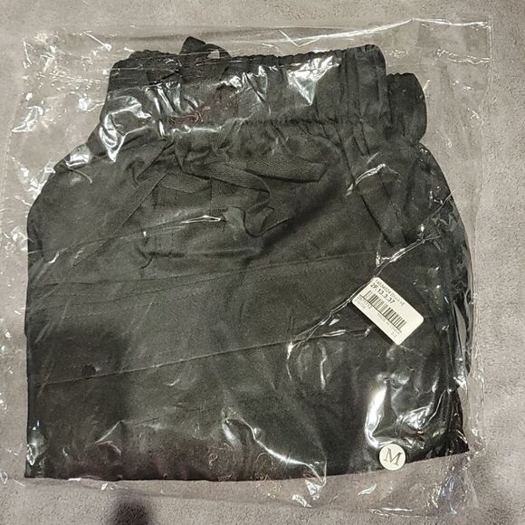 🔥Drawstring Black Shorts with Pockets - Picture 3 of 3